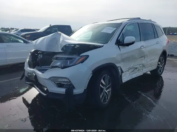 5FNYF5H96HB004651 2017 HONDA PILOT - Image 2