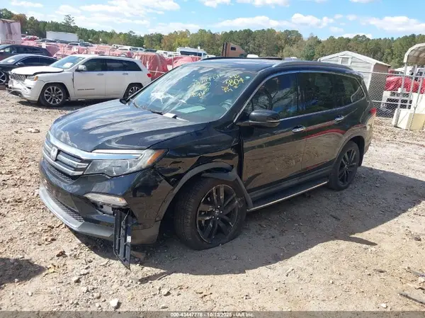 5FNYF5H96HB013804 2017 HONDA PILOT - Image 2