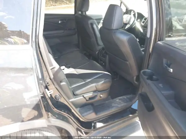 5FNYF5H96HB013804 2017 HONDA PILOT - Image 8