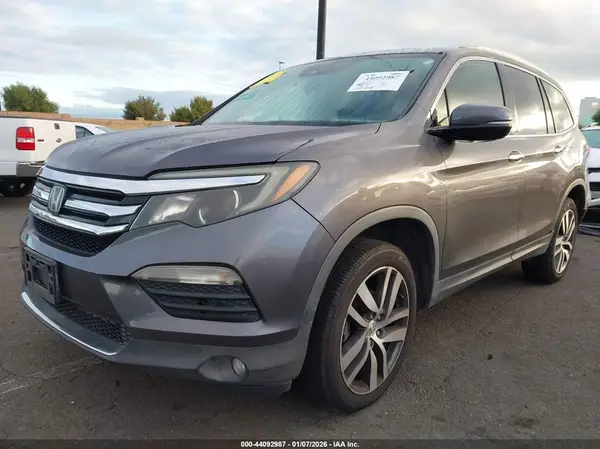 5FNYF5H96HB024236 2017 HONDA PILOT - Image 2
