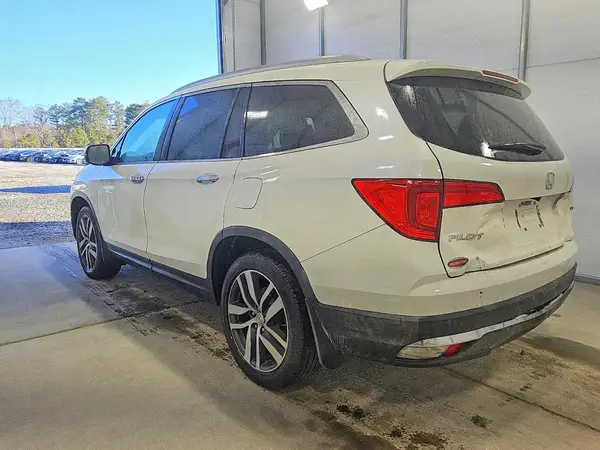 5FNYF5H96HB039416 2017 HONDA PILOT - Image 2