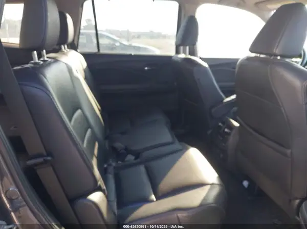 5FNYF5H96HB039660 2017 HONDA PILOT - Image 8
