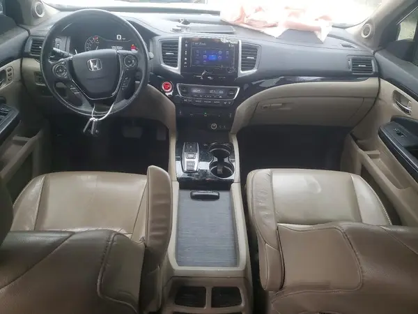 5FNYF5H96JB008270 2018 HONDA PILOT - Image 8
