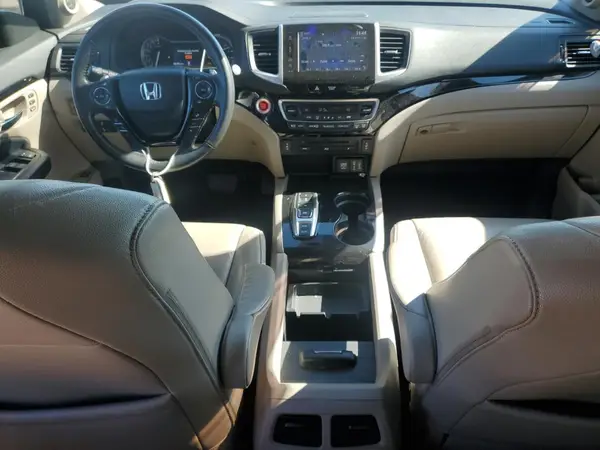 5FNYF5H97HB039487 2017 HONDA PILOT - Image 8
