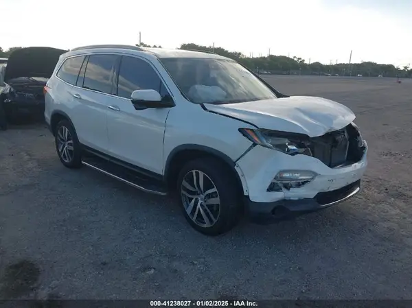 5FNYF5H97JB030830 2018 HONDA PILOT - Image 1