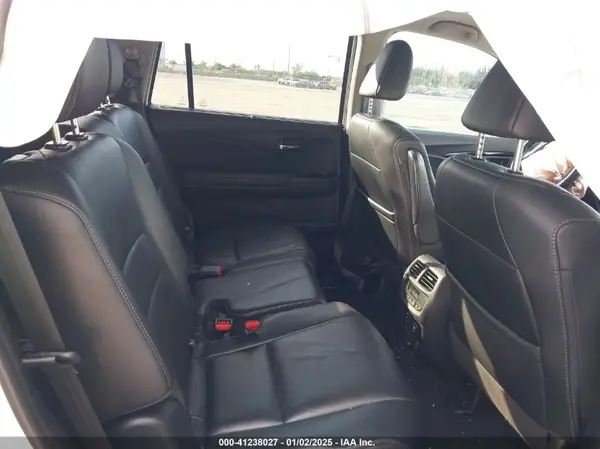 5FNYF5H97JB030830 2018 HONDA PILOT - Image 8