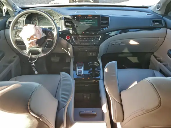 5FNYF5H97KB020400 2019 HONDA PILOT - Image 8
