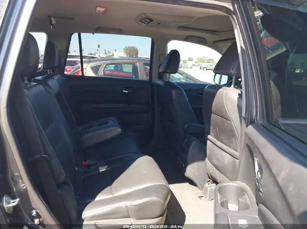 5FNYF5H98GB016623 2016 HONDA PILOT - Image 8