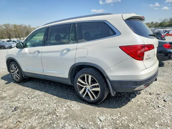 5FNYF5H98HB009429 2017 HONDA PILOT - Image 2