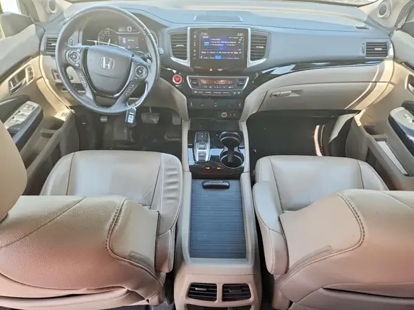5FNYF5H98HB009429 2017 HONDA PILOT - Image 8