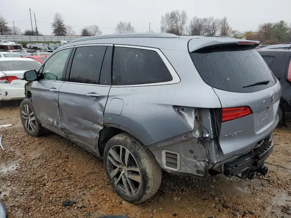5FNYF5H98HB013528 2017 HONDA PILOT - Image 2