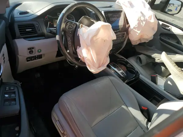 5FNYF5H98HB027672 2017 HONDA PILOT - Image 8