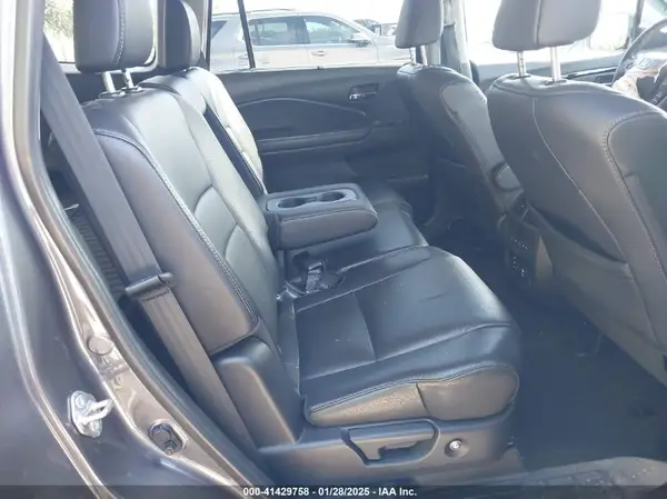 5FNYF5H98HB029812 2017 HONDA PILOT - Image 8
