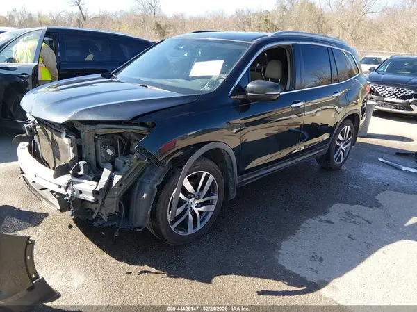 5FNYF5H98HB029826 2017 HONDA PILOT - Image 2