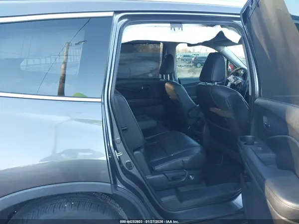 5FNYF5H98HB044827 2017 HONDA PILOT - Image 8