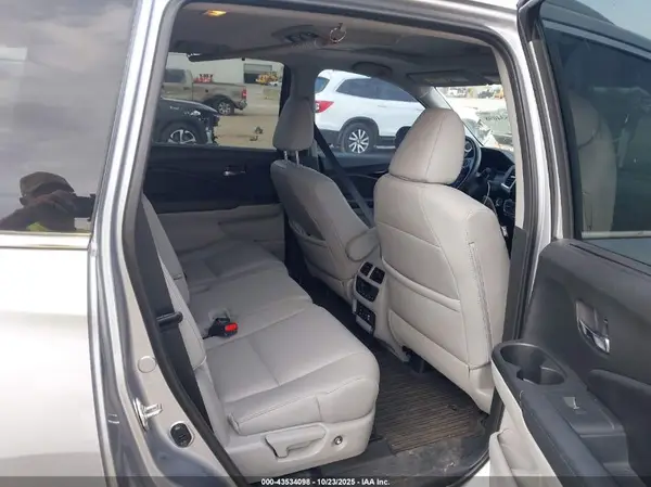 5FNYF5H98HB045265 2017 HONDA PILOT - Image 8