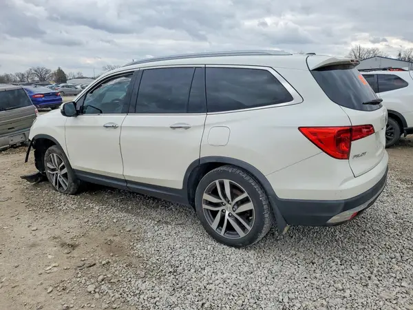 5FNYF5H98JB001739 2018 HONDA PILOT - Image 2