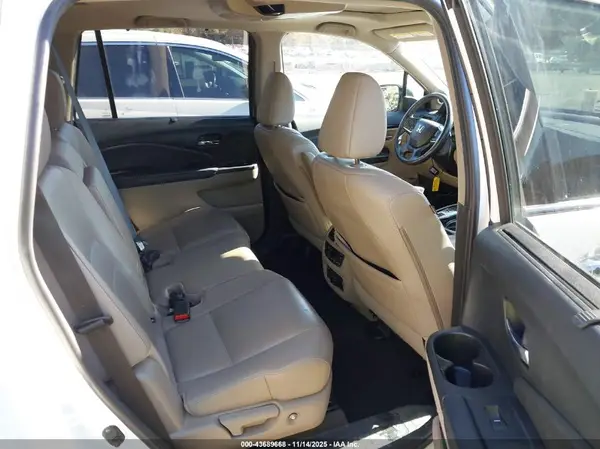 5FNYF5H98MB017153 2021 HONDA PILOT - Image 8