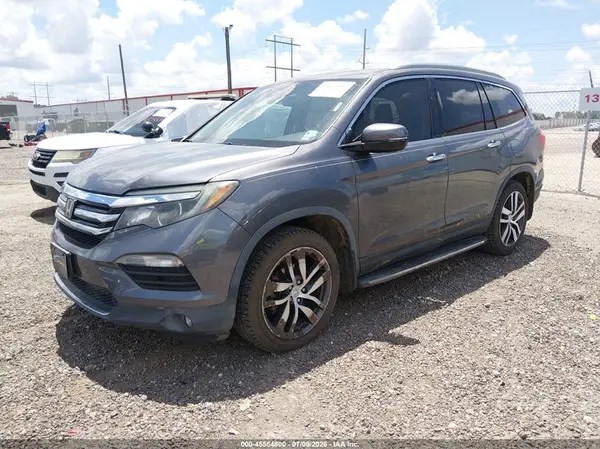 5FNYF5H99HB003901 2017 HONDA PILOT - Image 2