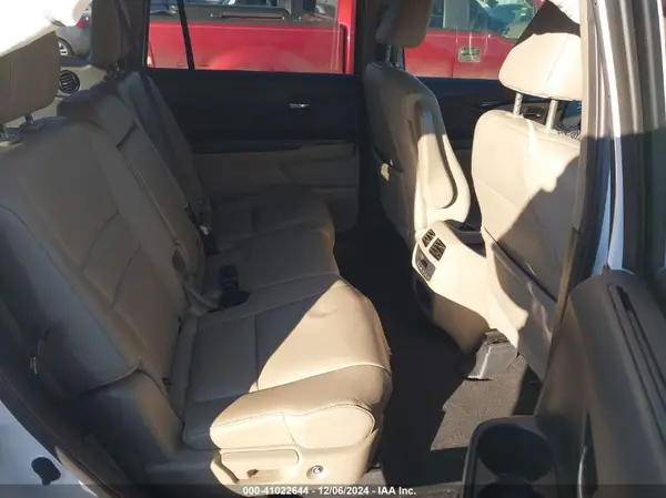 5FNYF5H99HB015532 2017 HONDA PILOT - Image 8
