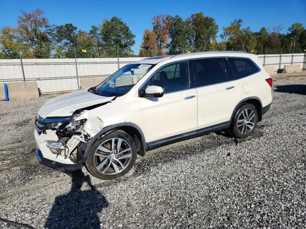 5FNYF5H99HB017264 2017 HONDA PILOT - Image 1