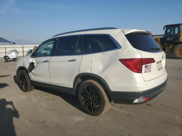 5FNYF5H99HB033643 2017 HONDA PILOT - Image 2