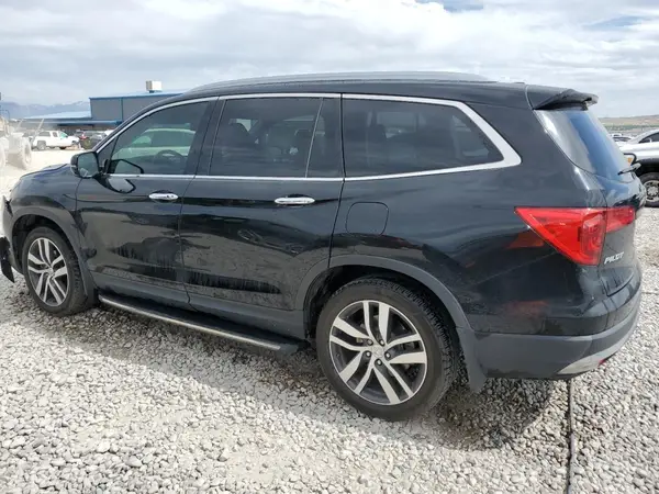 5FNYF5H99JB002768 2018 HONDA PILOT - Image 2