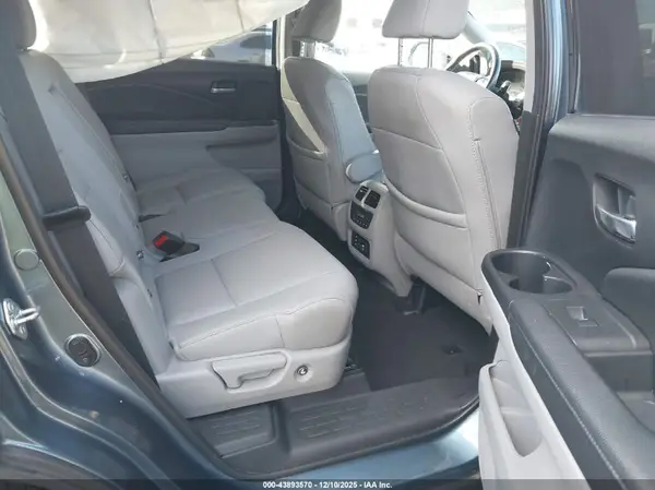 5FNYF5H99JB014175 2018 HONDA PILOT - Image 8