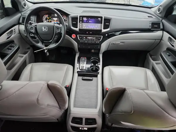 5FNYF5H9XHB004197 2017 HONDA PILOT - Image 8