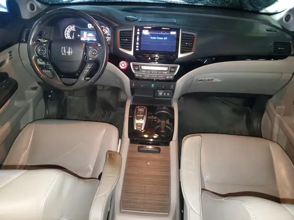 5FNYF5H9XHB007956 2017 HONDA PILOT - Image 8