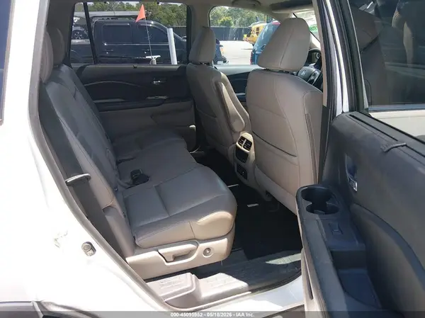 5FNYF5H9XHB015328 2017 HONDA PILOT - Image 8