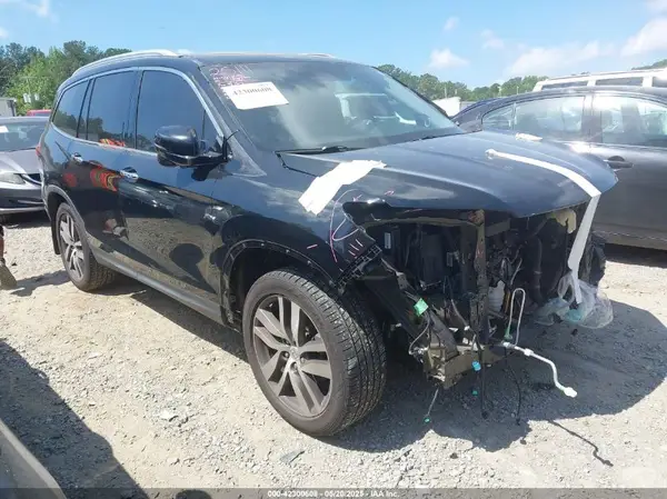 5FNYF5H9XHB024868 2017 HONDA PILOT - Image 1