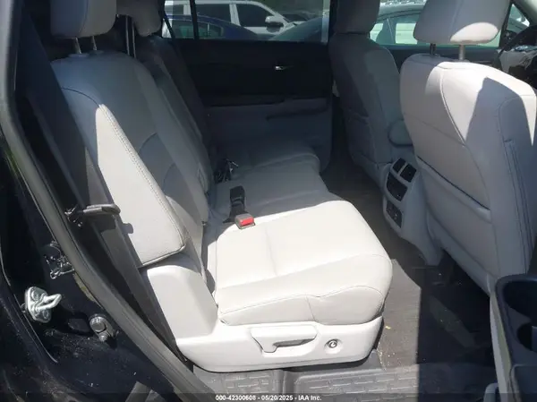 5FNYF5H9XHB024868 2017 HONDA PILOT - Image 8