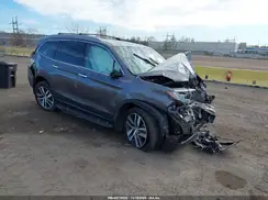 5FNYF5H9XHB033165 2017 HONDA PILOT