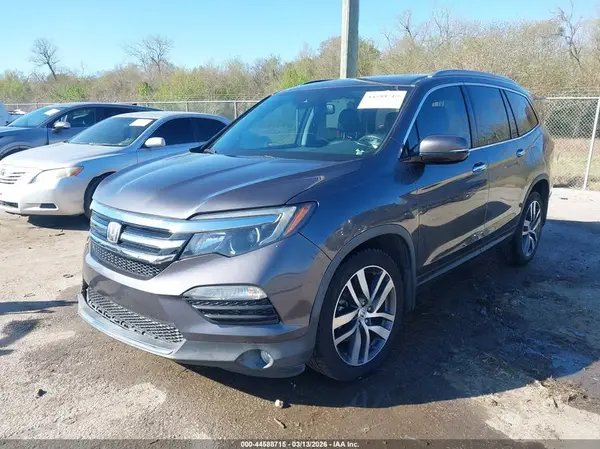 5FNYF5H9XHB045557 2017 HONDA PILOT - Image 2