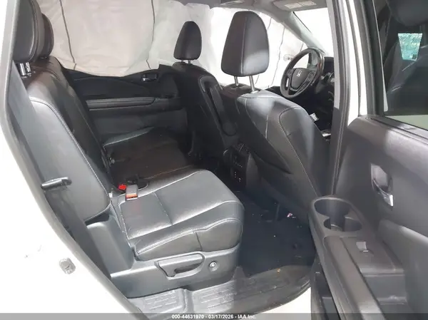 5FNYF5H9XJB015657 2018 HONDA PILOT - Image 8