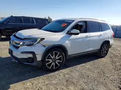 5FNYF5H9XKB000643 2019 HONDA PILOT