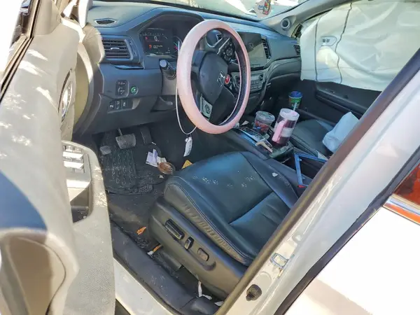 5FNYF5H9XKB000643 2019 HONDA PILOT - Image 8