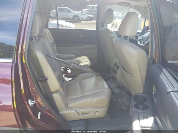 5FNYF6H00GB021113 2016 HONDA PILOT - Image 8