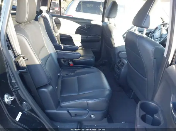 5FNYF6H00GB105092 2016 HONDA PILOT - Image 8