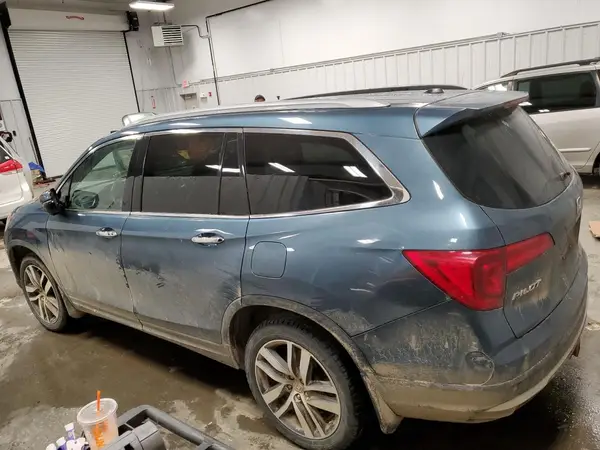 5FNYF6H00GB127495 2016 HONDA PILOT - Image 2