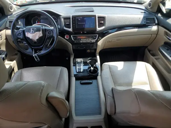 5FNYF6H00HB006497 2017 HONDA PILOT - Image 8
