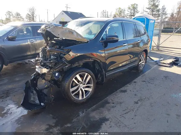 5FNYF6H00HB007214 2017 HONDA PILOT - Image 2