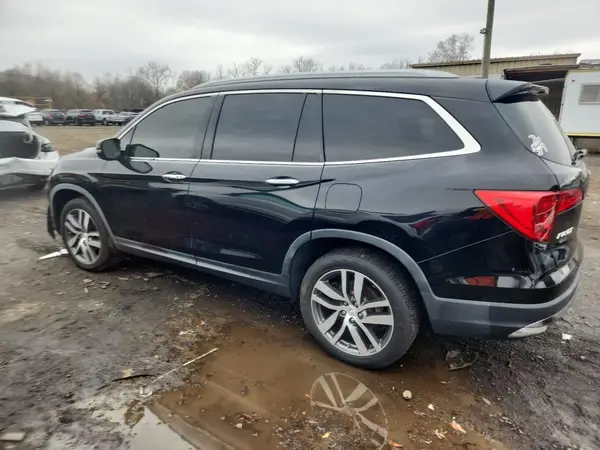5FNYF6H00HB019170 2017 HONDA PILOT - Image 2