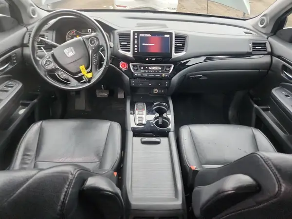 5FNYF6H00HB019170 2017 HONDA PILOT - Image 8