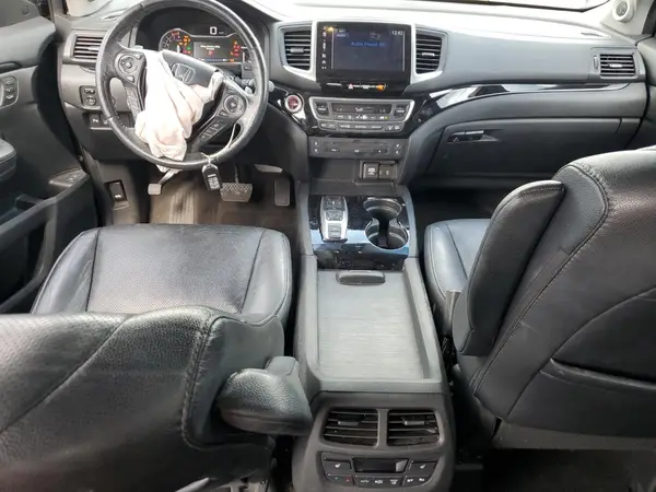 5FNYF6H00HB025261 2017 HONDA PILOT - Image 8