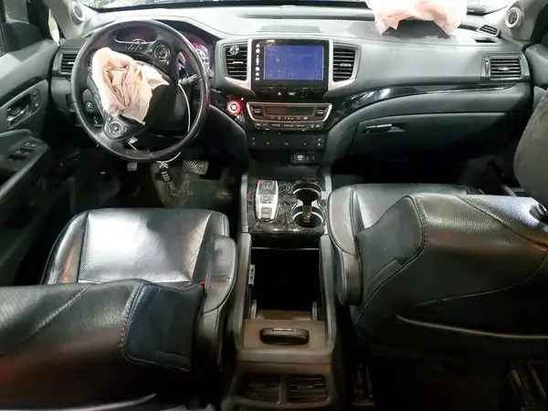 5FNYF6H00HB032355 2017 HONDA PILOT - Image 8