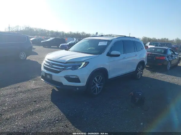 5FNYF6H00HB032386 2017 HONDA PILOT - Image 2