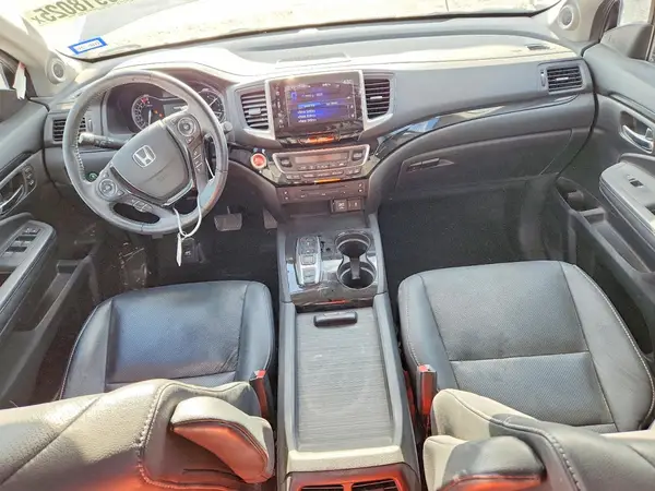 5FNYF6H00HB033893 2017 HONDA PILOT - Image 8