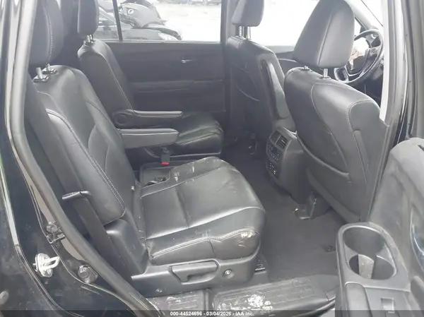 5FNYF6H00HB034624 2017 HONDA PILOT - Image 8